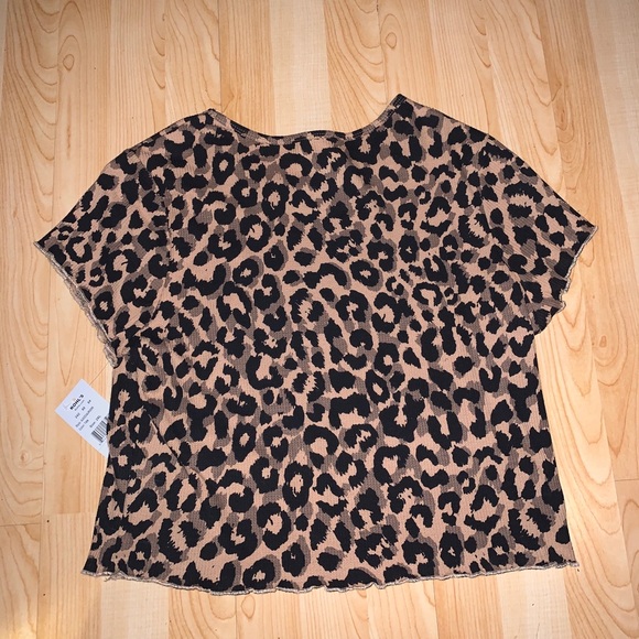 Cheetah Print Crop Top! - Picture 3 of 3